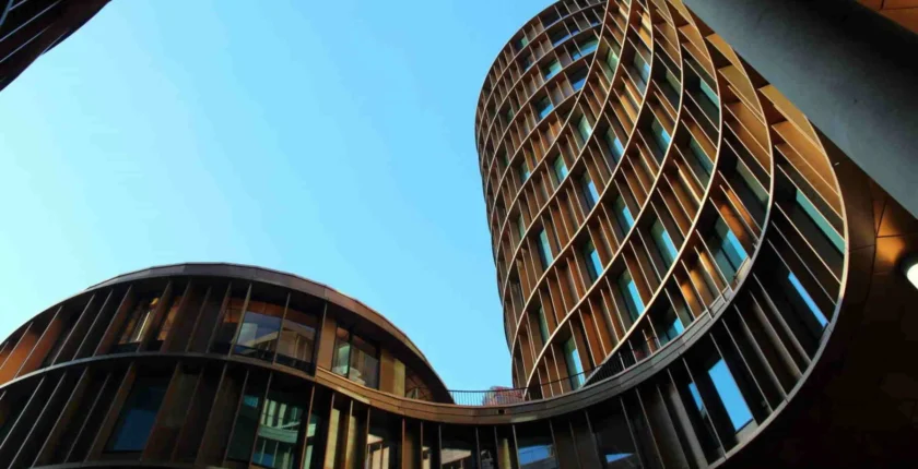 MRICS Jobs UK: Is Chartered Status Really Worth £16,000 More in 2026? 1 H kFcsoR3m 2